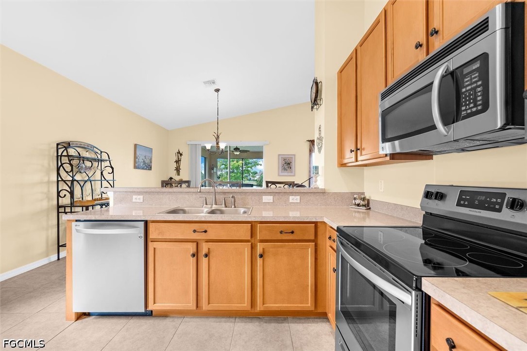 3 Bed Waterfront Home for Sale in Punta Gorda, FL, $314,000 — photo 16