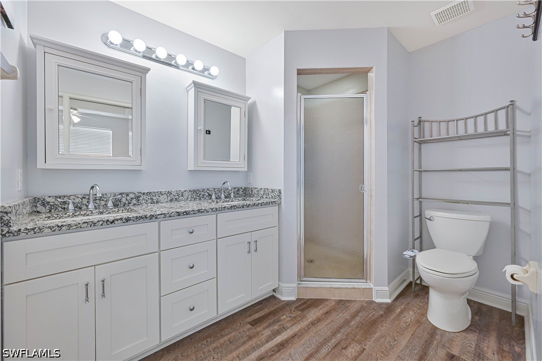 2 Bed Condominium for Sale in Cape Coral, FL, $159,900 — photo 16