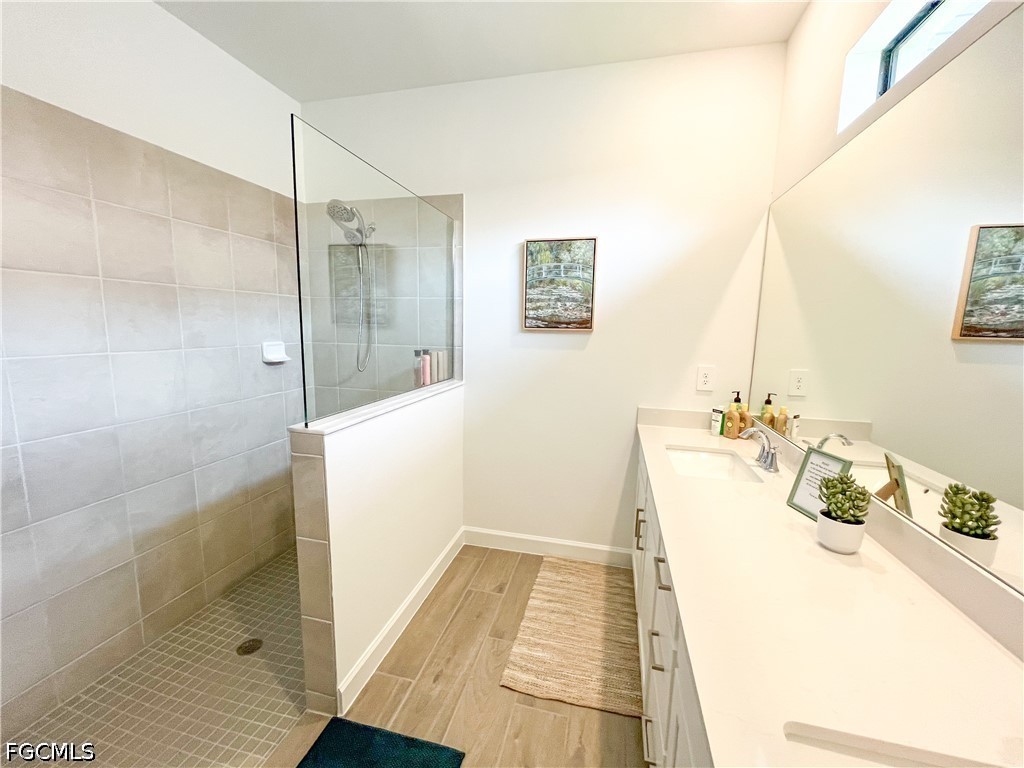 4 Bed SingleFamilyResidence for Sale in Timber Creek, photo 16