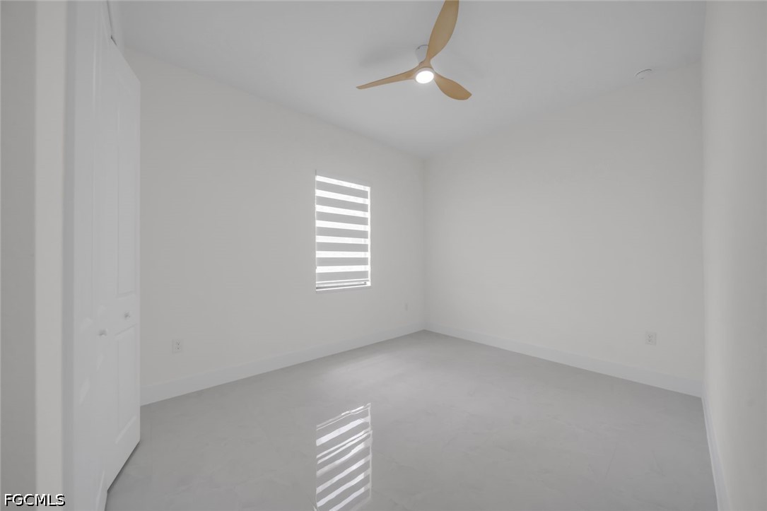 4 Bed SingleFamilyResidence for Sale in Lehigh Acres, photo 16