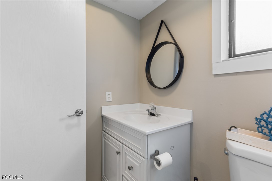 2 Bed Pool Home for Sale in Cape Coral, photo 16