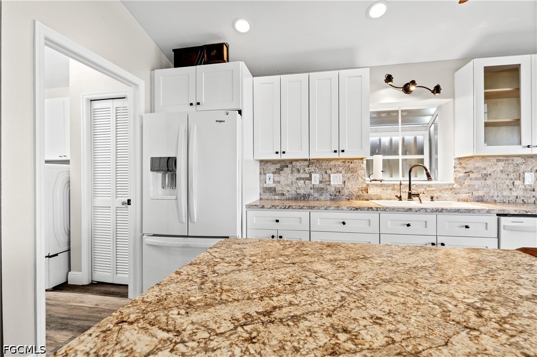 3 Bed Waterfront Home for Sale in North Fort Myers, photo 16