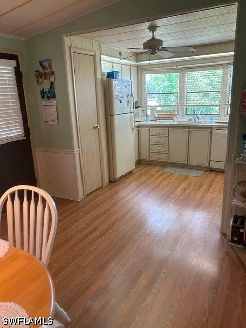 2 Bed ManufacturedHome for Sale in Naples, photo 16