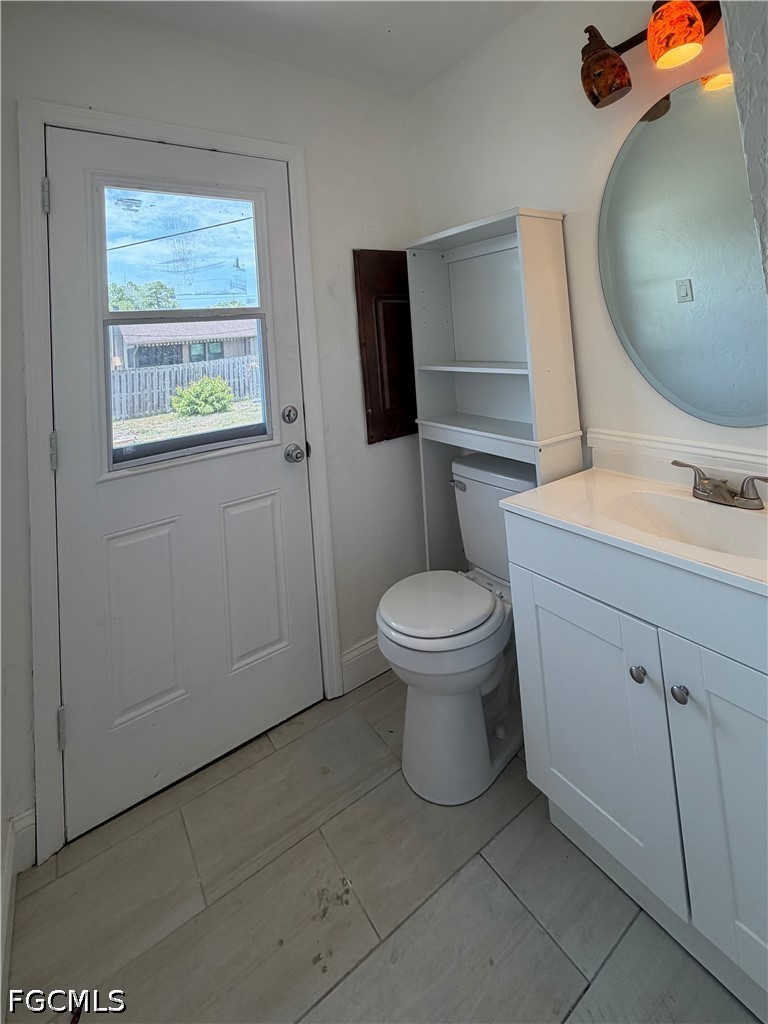 3 Bed SingleFamilyResidence for Sale in San Carlos Park, photo 16