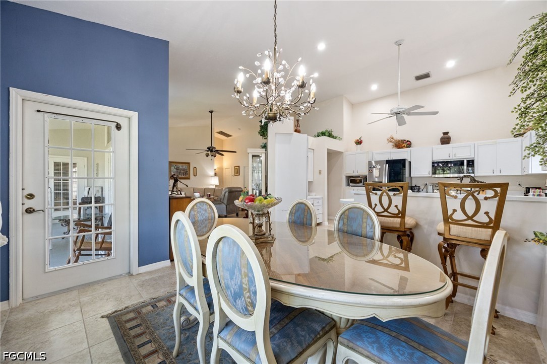 3 Bed SingleFamilyResidence for Sale in Cape Coral, photo 16
