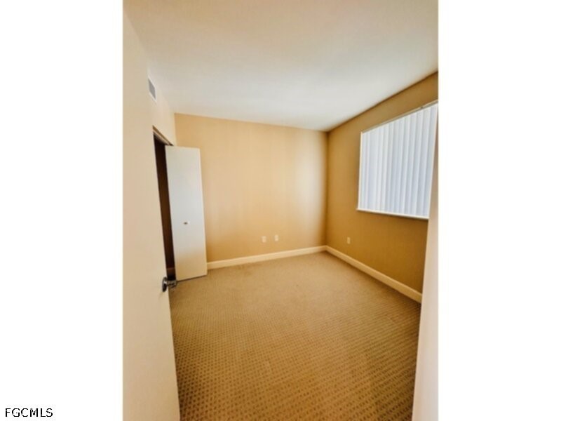 2 Bed Waterfront Home for Sale in Oasis, photo 16