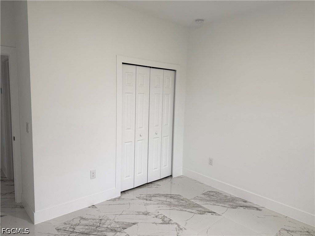 3 Bed SingleFamilyResidence for Sale in Lehigh Acres, photo 16