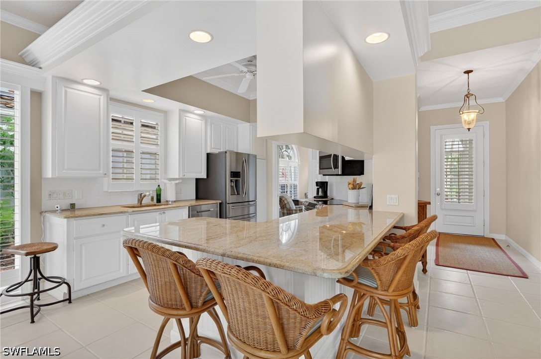 3 Bed Pool Home for Sale in Island Walk, photo 16