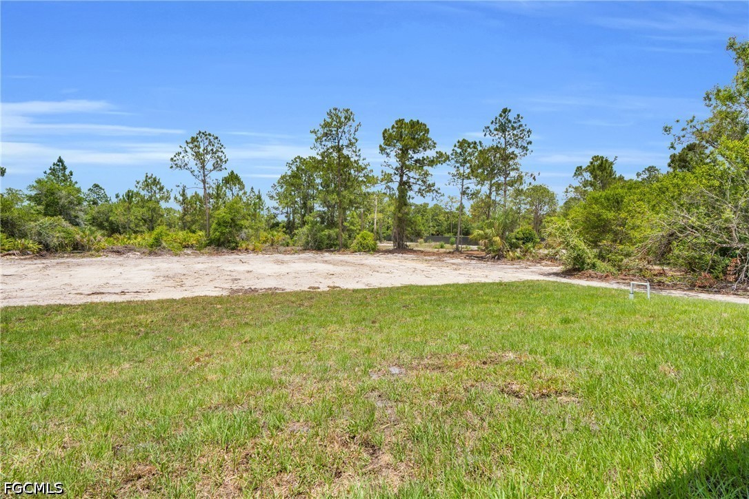 3 Bed SingleFamilyResidence for Sale in Lehigh Acres, photo 16