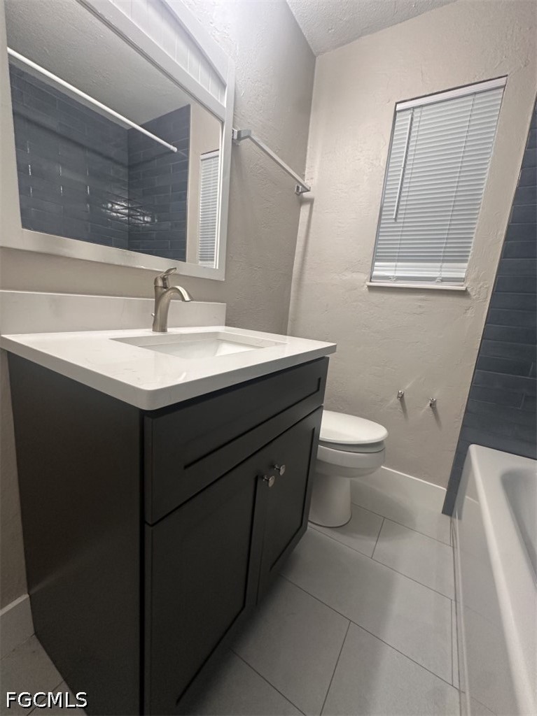 3 Bed SingleFamilyResidence for Sale in Fort Myers, photo 16
