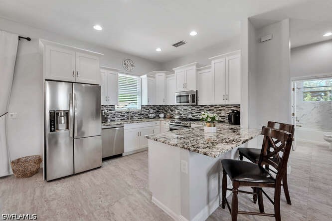 3 Bed SingleFamilyResidence for Sale in Naples, photo 16