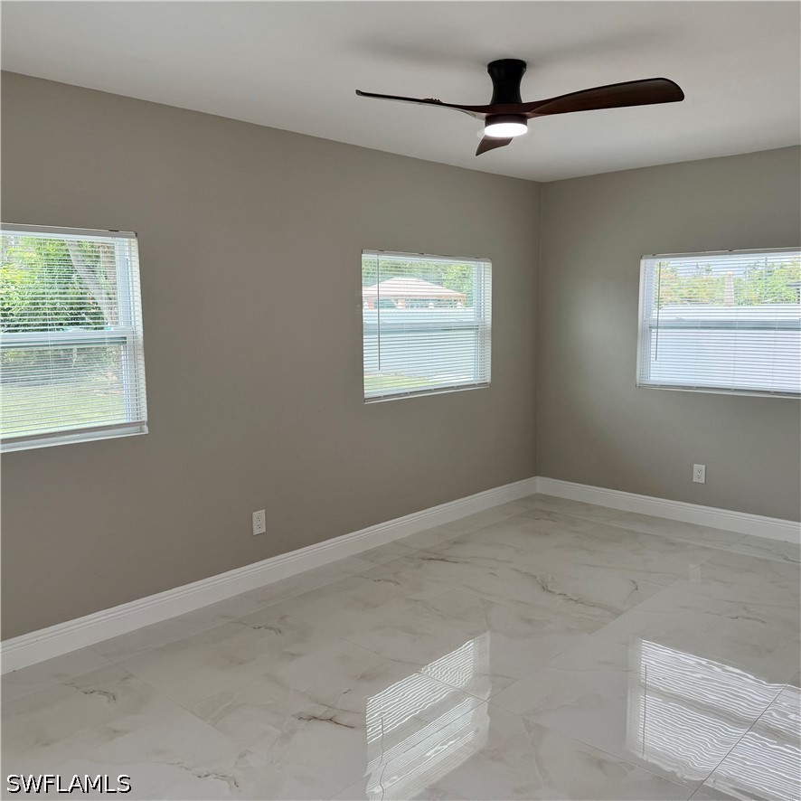 4 Bed SingleFamilyResidence for Sale in Naples, photo 16