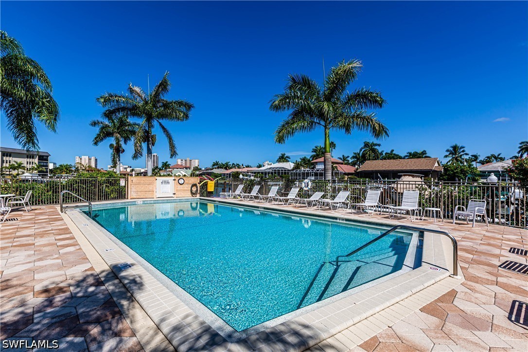2 Bed Waterfront Home for Sale in Marco Island, photo 16