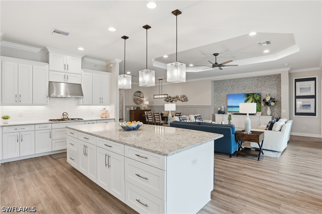 4 Bed Pool Home for Sale in Esplanade, photo 16