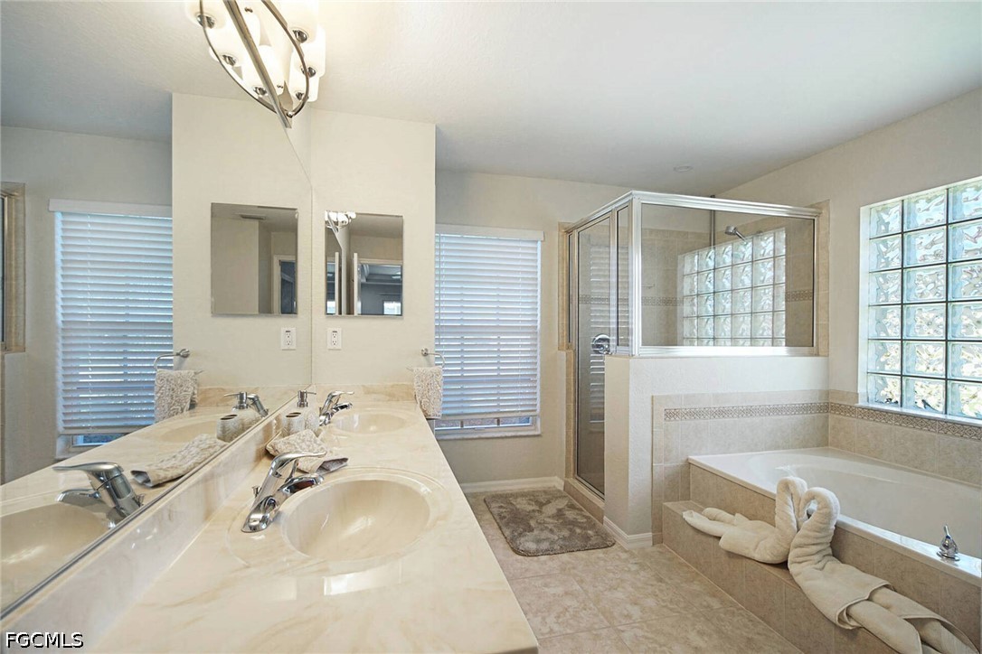 4 Bed Pool Home for Sale in Cape Coral, photo 16