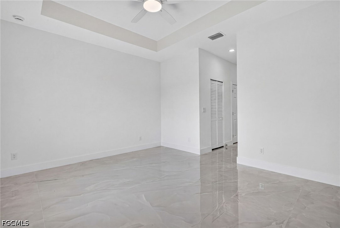 4 Bed SingleFamilyResidence for Sale in Lehigh Acres, photo 16