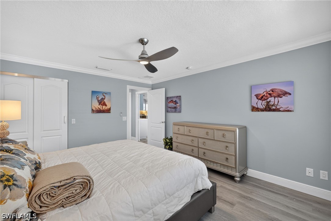 2 Bed Waterfront Home for Sale in Island Walk, photo 16