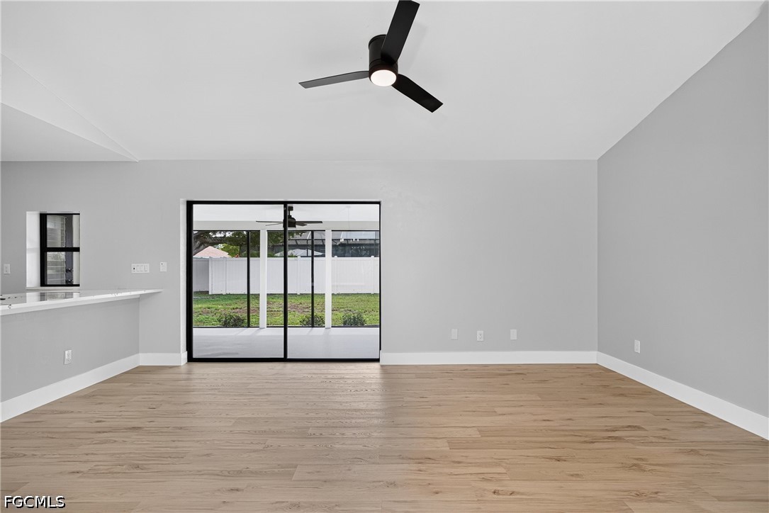 3 Bed SingleFamilyResidence for Sale in Cape Coral, photo 16