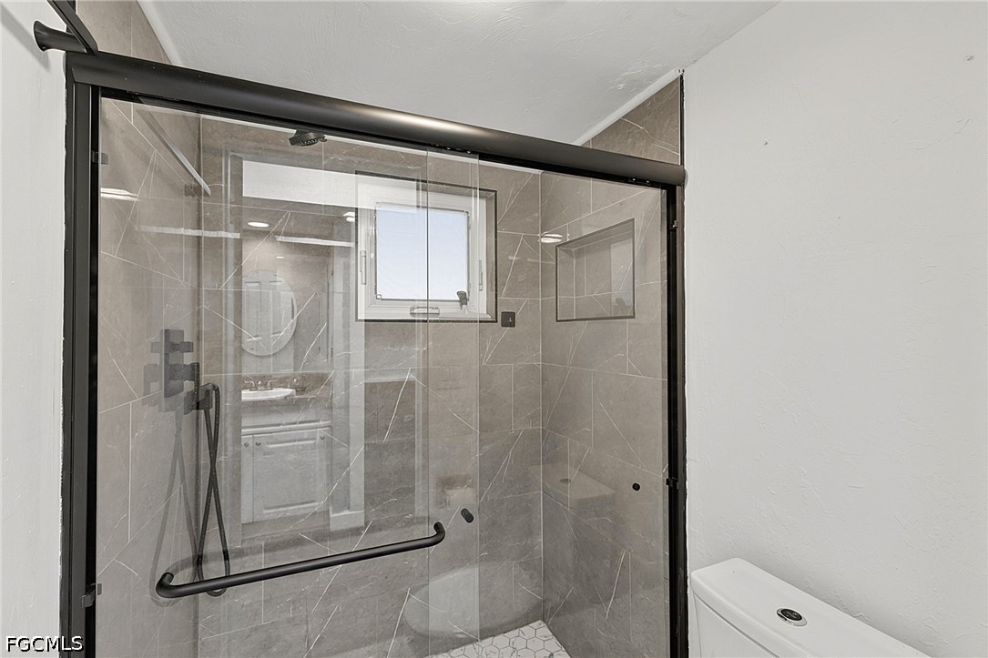3 Bed SingleFamilyResidence for Sale in Cape Coral, photo 16