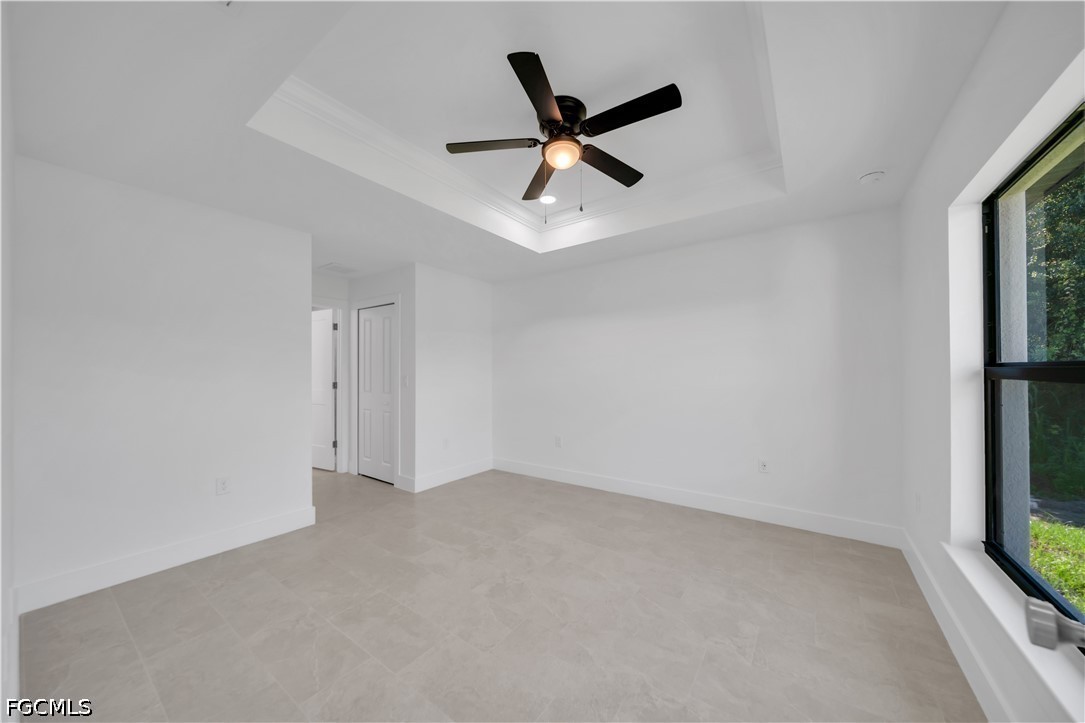 3 Bed SingleFamilyResidence for Sale in Lehigh Acres, photo 16