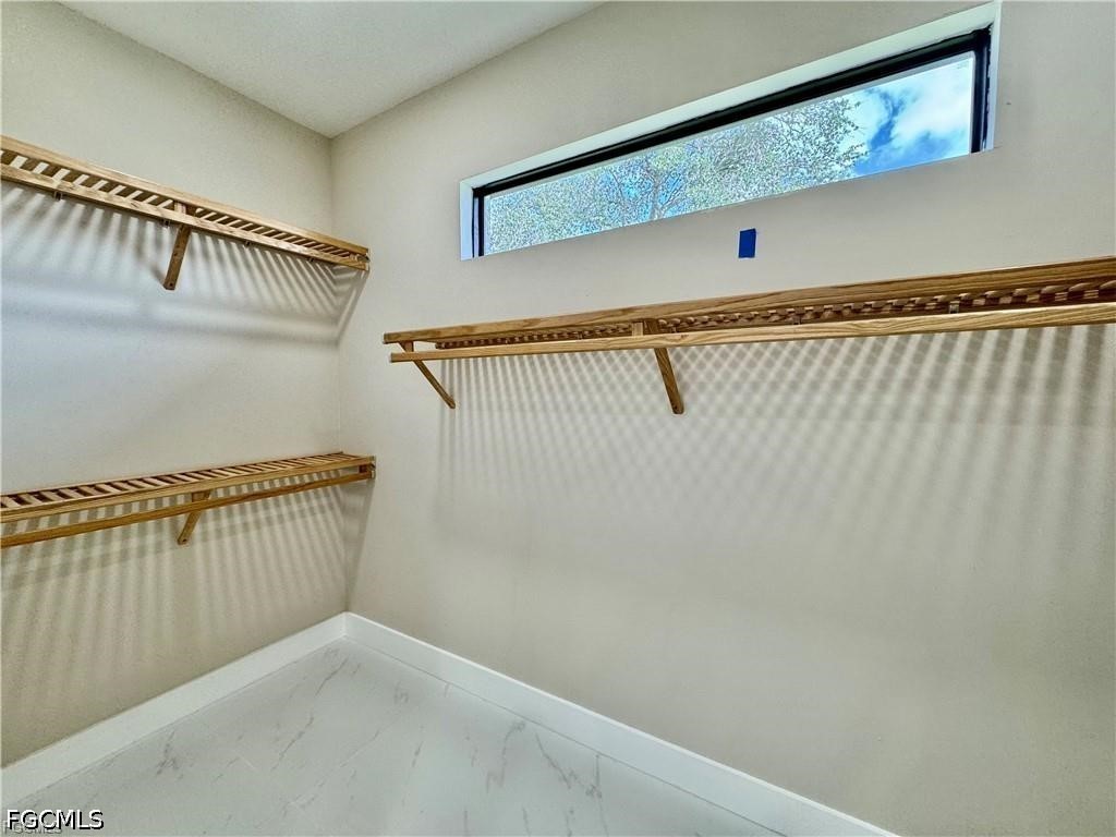 4 Bed SingleFamilyResidence for Sale in Cape Coral, photo 16