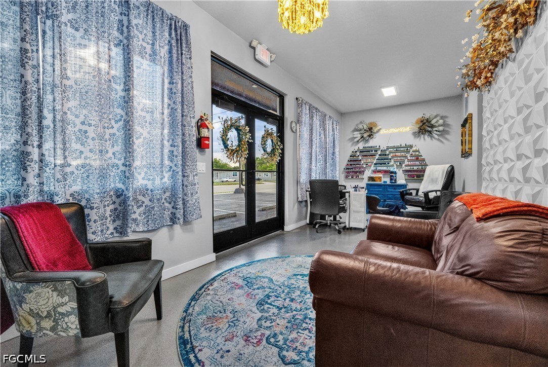 Office for Sale in Clewiston, photo 16