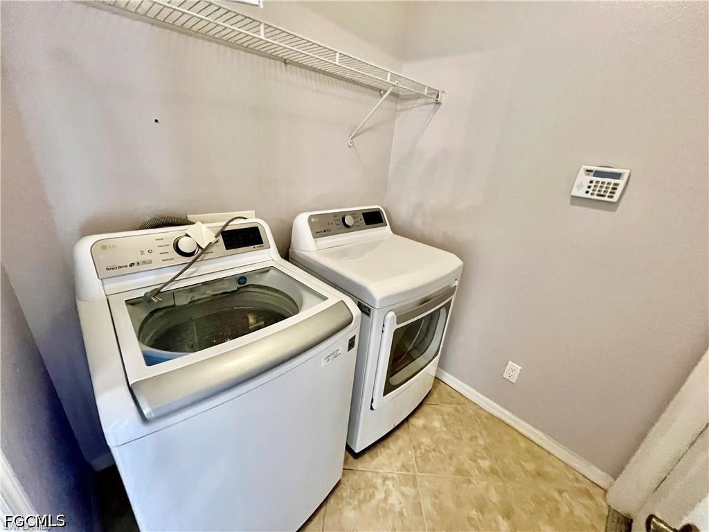 3 Bed SingleFamilyResidence for Sale in Daniels Preserve, photo 16