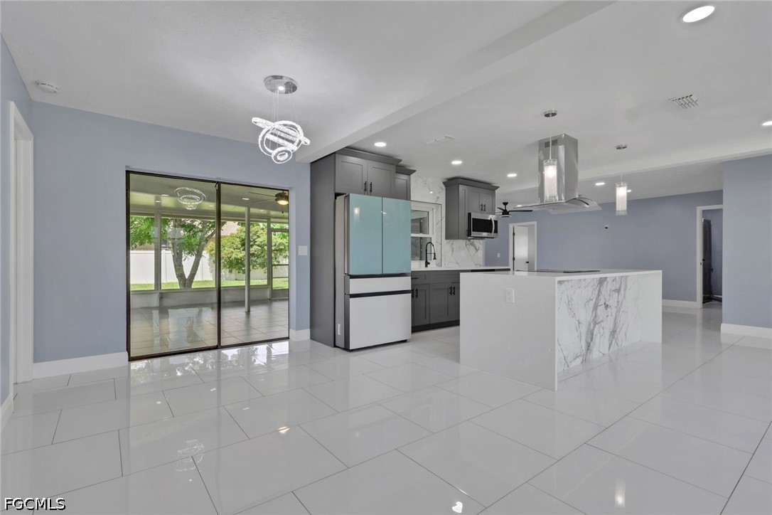 3 Bed SingleFamilyResidence for Sale in Cape Coral, photo 16