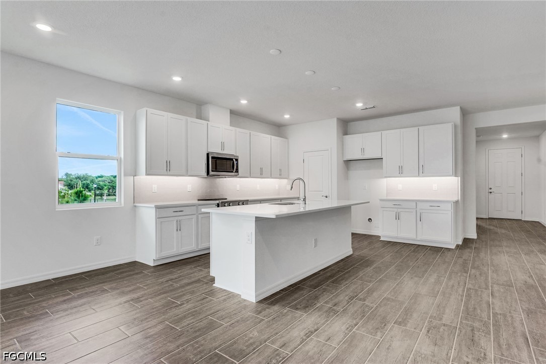 4 Bed SingleFamilyResidence for Sale in Turnleaf, photo 16