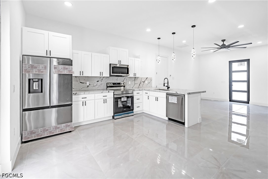 4 Bed SingleFamilyResidence for Sale in Lehigh Acres, FL — photo 16