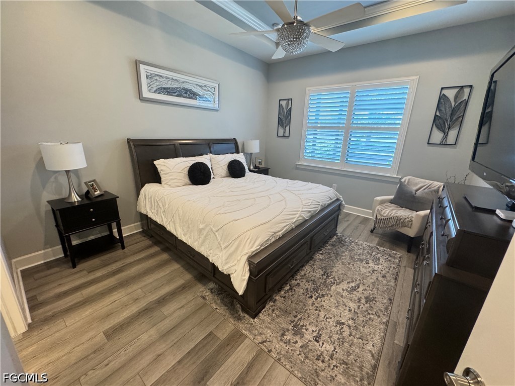 2 Bed Waterfront Home for Sale in Somerset, FL — photo 16
