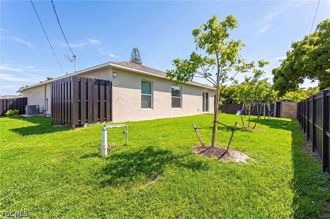 4 Bed SingleFamilyResidence for Sale in Cape Coral, FL — photo 16