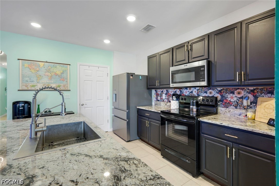 3 Bed SingleFamilyResidence for Sale in Cape Coral, FL — photo 16