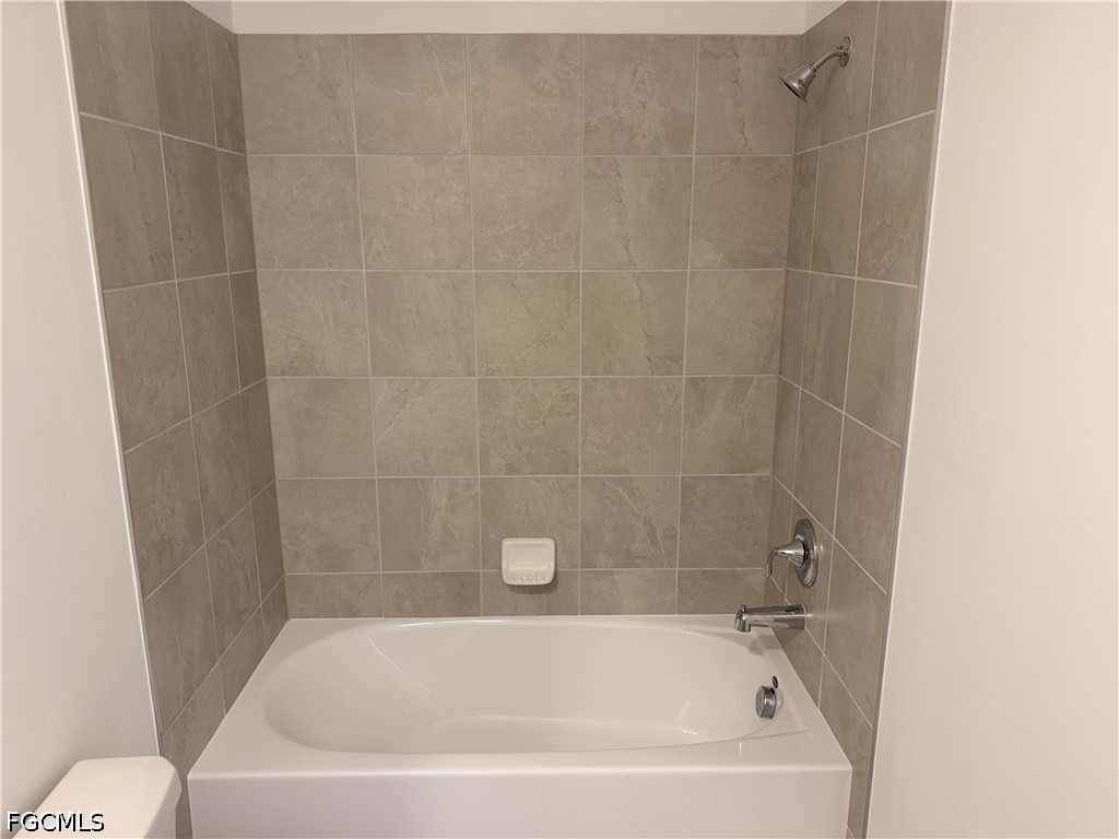 2 Bed Waterfront Home for Sale in Ibis Landing, FL, $1,700 — photo 16