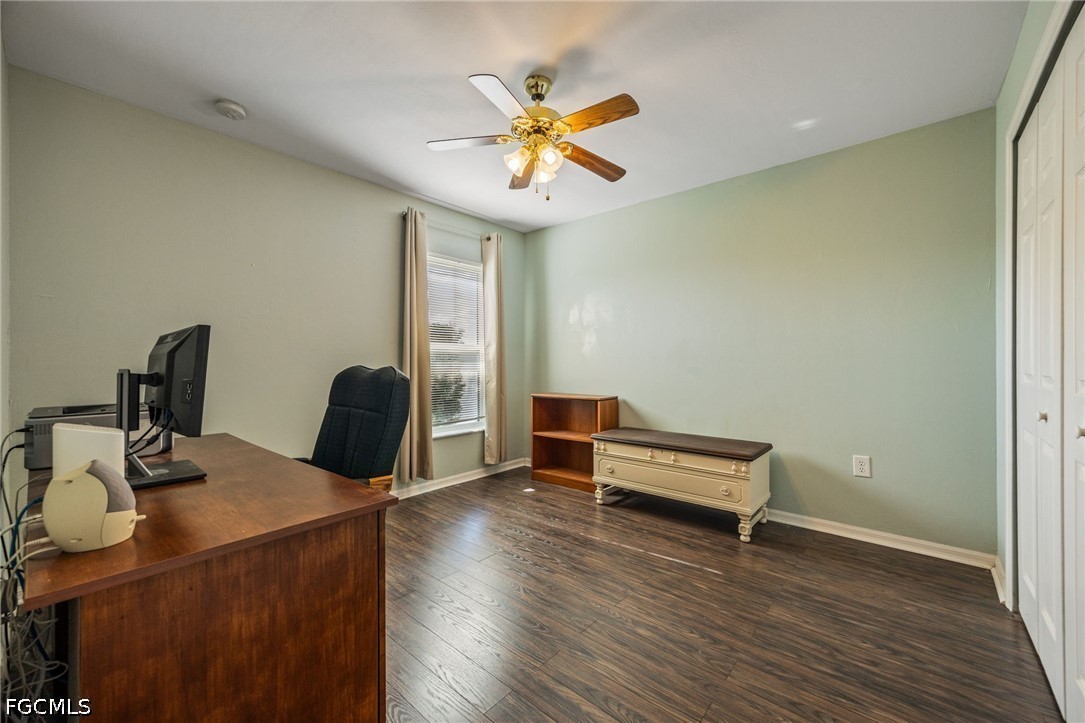 3 Bed SingleFamilyResidence for Sale in Cape Coral, photo 16