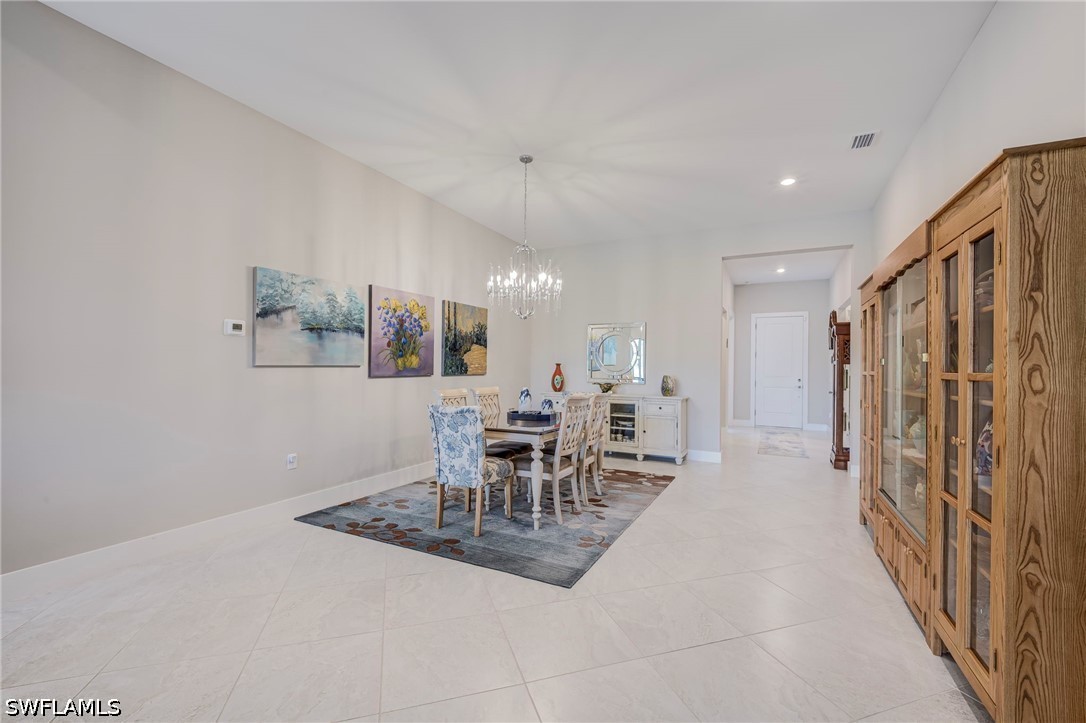 5 Bed SingleFamilyResidence for Sale in Avalon Park, FL — photo 16
