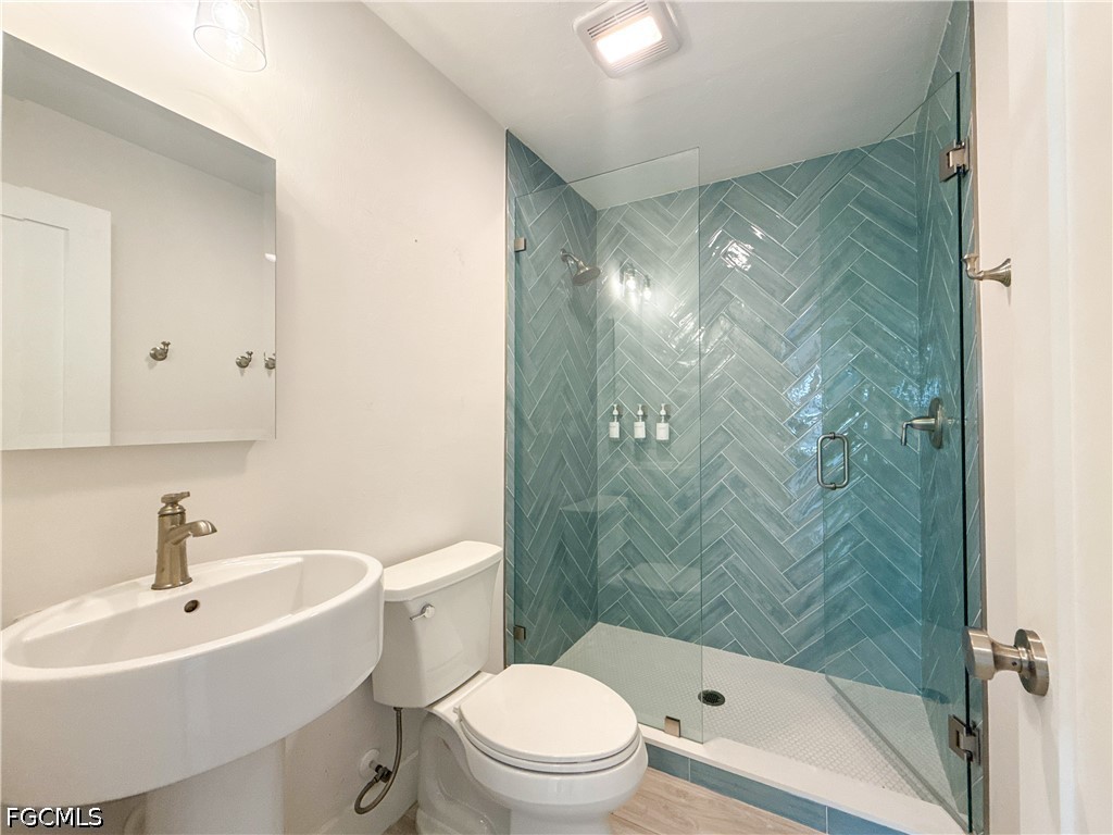 2 Bed Waterfront Home for Sale in Naples, FL, $369,900 — photo 16