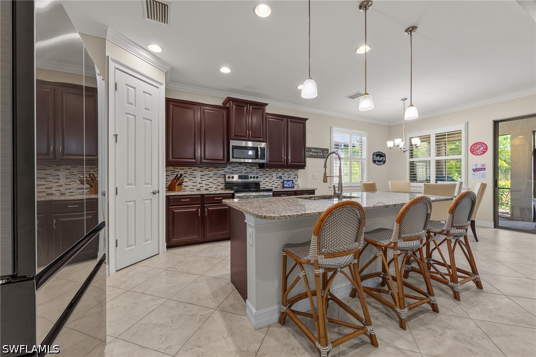 3 Bed SingleFamilyResidence for Sale in Naples, FL, $650,000 — photo 16