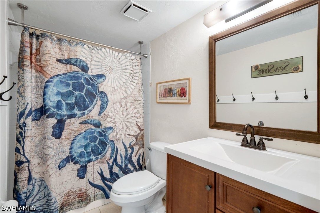 2 Bed Condominium for Sale in Fort Myers, FL, $175,000 — photo 16