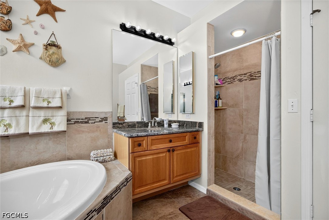 3 Bed Waterfront Home for Sale in Silverlakes, FL, $428,900 — photo 16