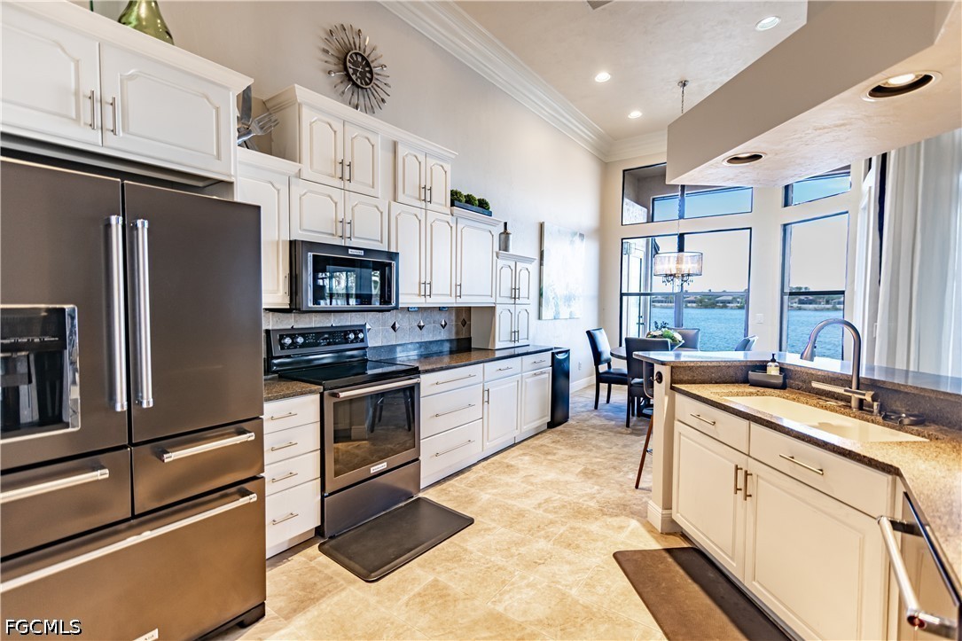 3 Bed Waterfront Home for Sale in Harborage, FL, $879,900 — photo 16