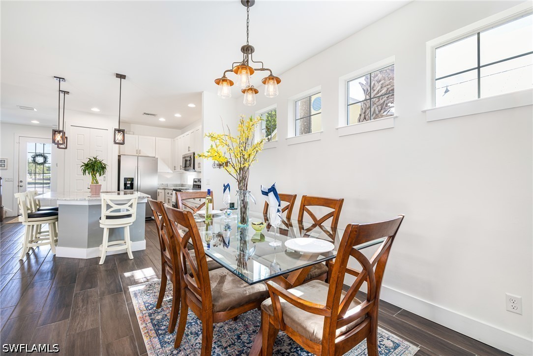 5 Bed SingleFamilyResidence for Sale in Kelly Plaza, FL — photo 16