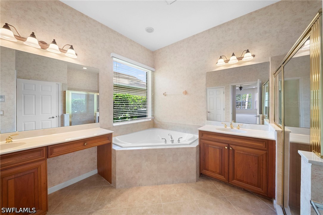 3 Bed Pool Home for Sale in Madison Park, FL, $4,000 — photo 16