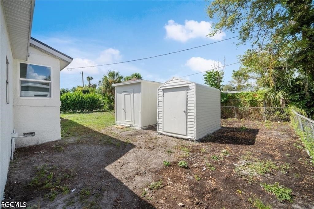 3 Bed SingleFamilyResidence for Sale in Fort Myers, FL — photo 16