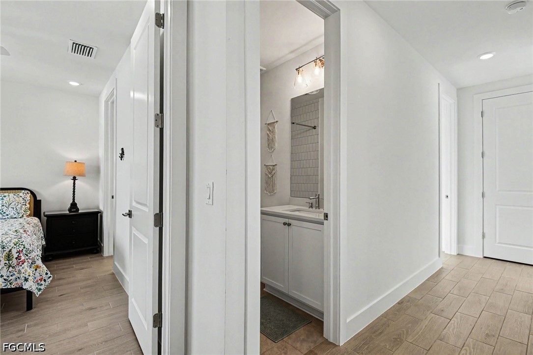 5 Bed SingleFamilyResidence for Sale in El Sol, FL — photo 16