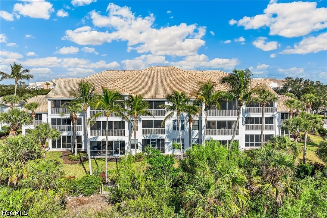 2 Bed Condominium for Sale in Waterford, FL, $239,900 — photo 16