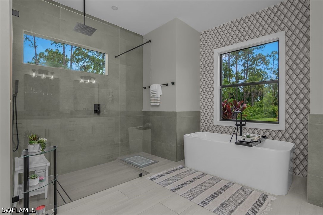 4 Bed SingleFamilyResidence for Sale in Naples, FL, $879,000 — photo 16