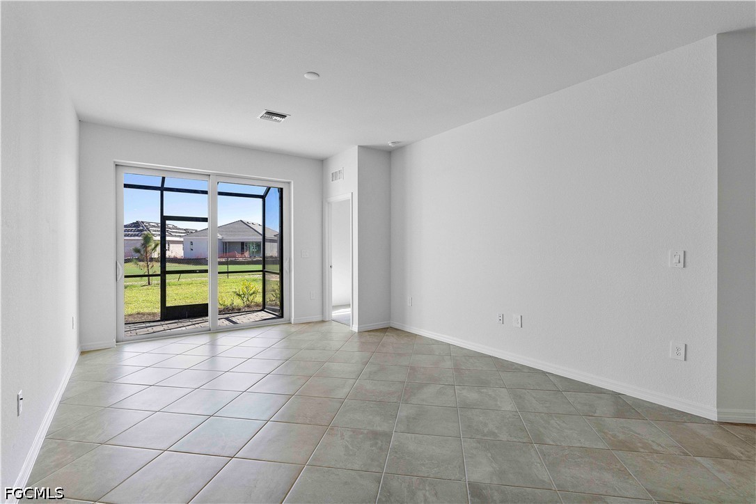 3 Bed Attached for Sale in Tuckers Cove, FL, $2,000 — photo 16