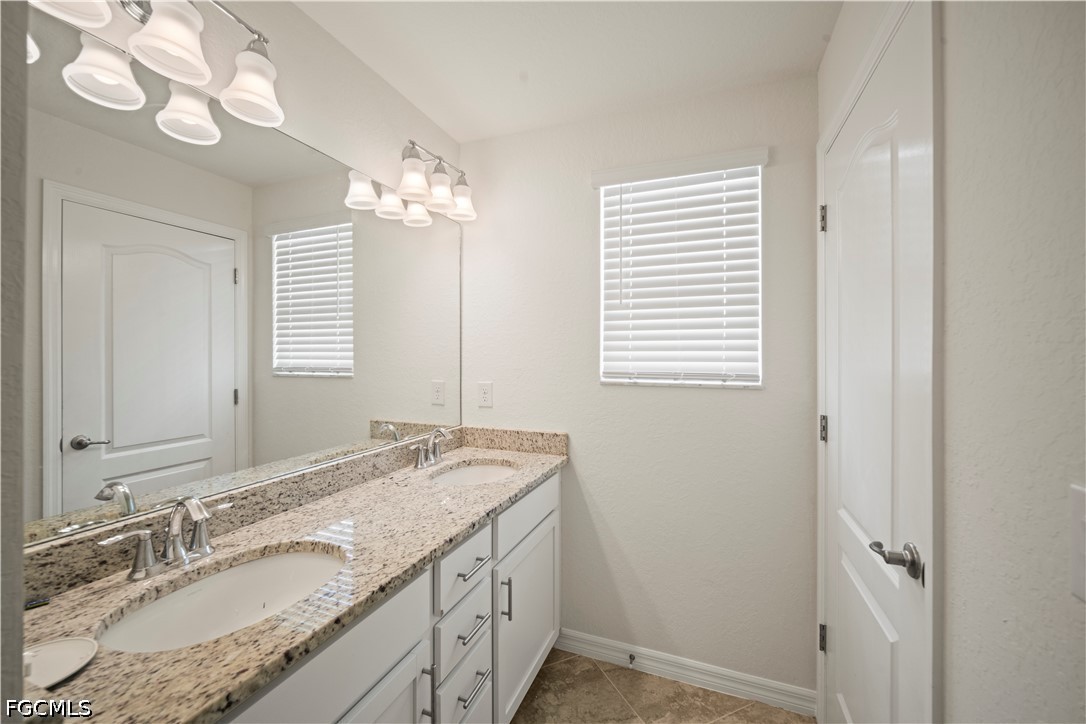 5 Bed SingleFamilyResidence for Sale in Castalina, FL — photo 16