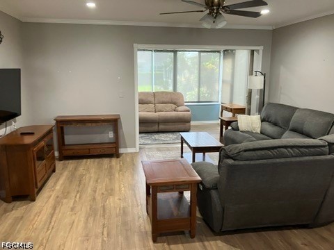 2 Bed Attached for Sale in Myerlee Circle Condo, FL, $1,900 — photo 16